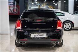 کرایسلەر 300